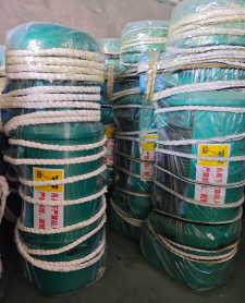 建筑工地龙门架上安装冠航钢丝绳电动葫芦移动运行